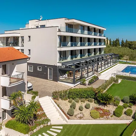 Margaret Hotel 4*