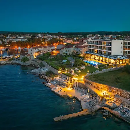 Margaret Hotel 4*