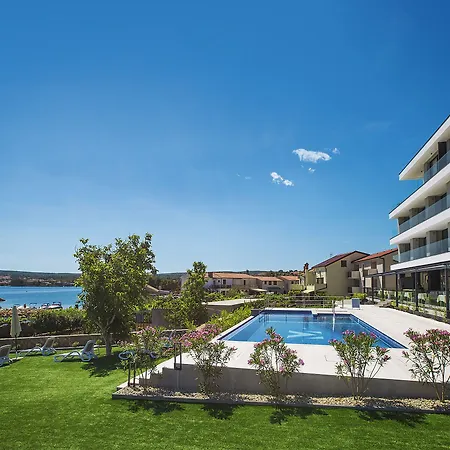 Margaret Hotel 4*