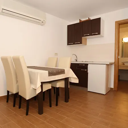 Margaret Hotel 4*